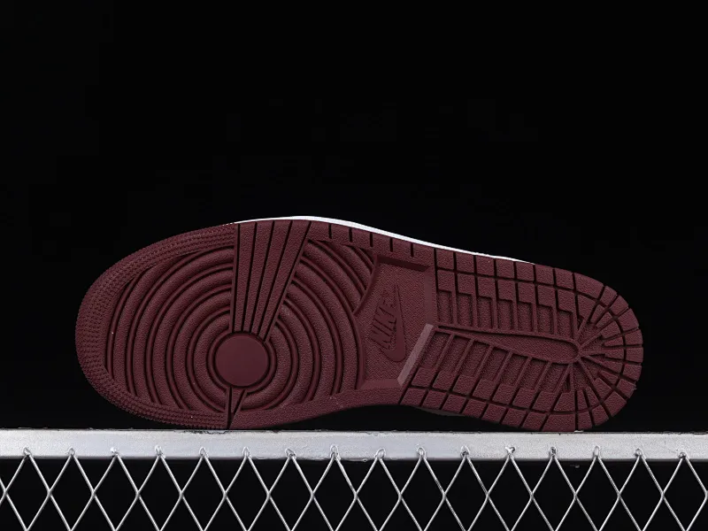 All categories Air Jordan Jordan series basketball shoes Air Jordan 1 Low G version pure original Air Jordan 1 Low "Bordeaux" AJ1 Joe 1 Bordeaux red low-top basketball shoes 553558-615